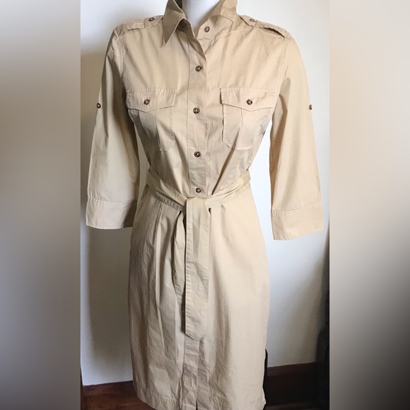 Bitten by Sarah Jessica Parker Dresses & Skirts - NWT - Bitten by Sarah Jessica Parker Button-up Safari Dress - Size 8
